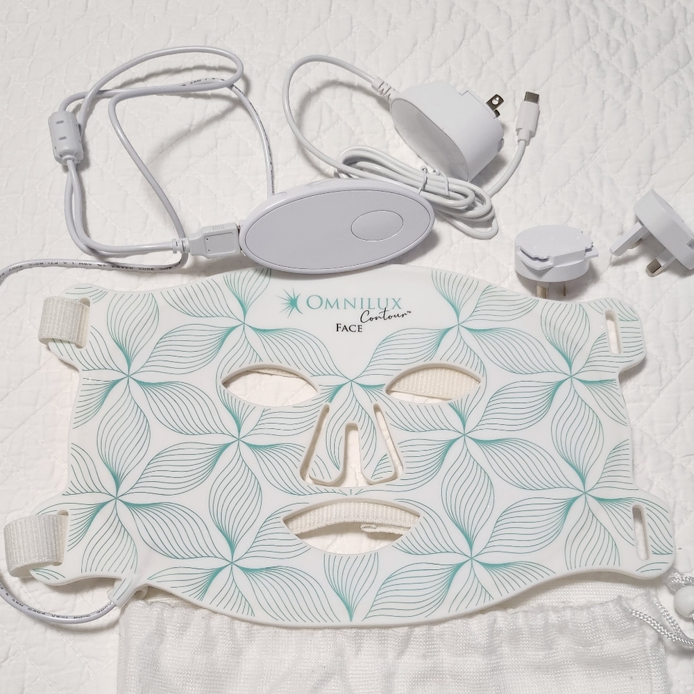Omnilux Contour Face